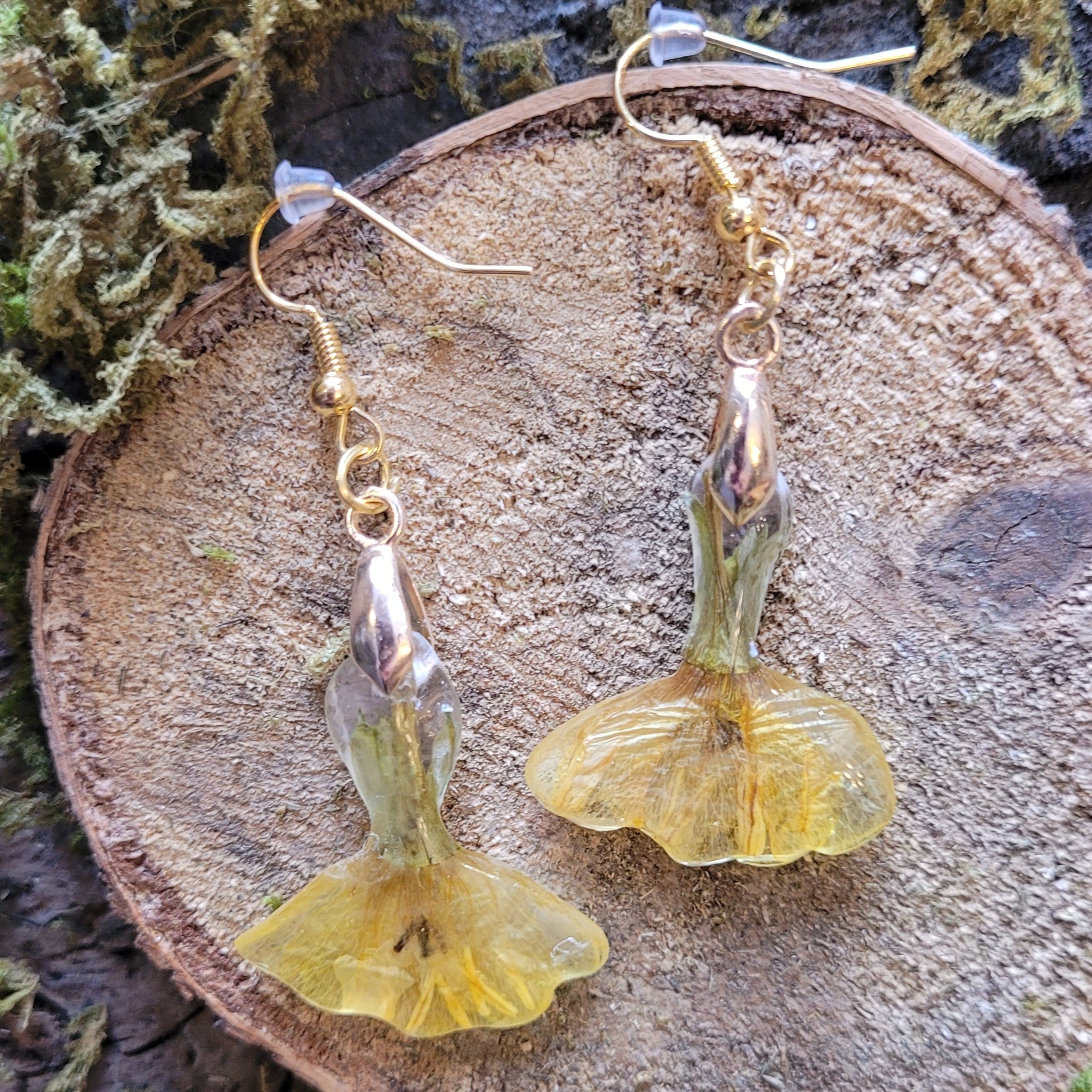 Boucles d'oreilles pendantes fleurs potentilles jaunes