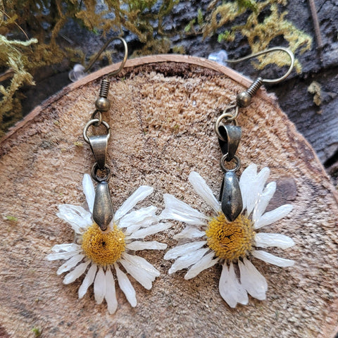 Boucles d'oreilles pendantes fleurs de marguerites